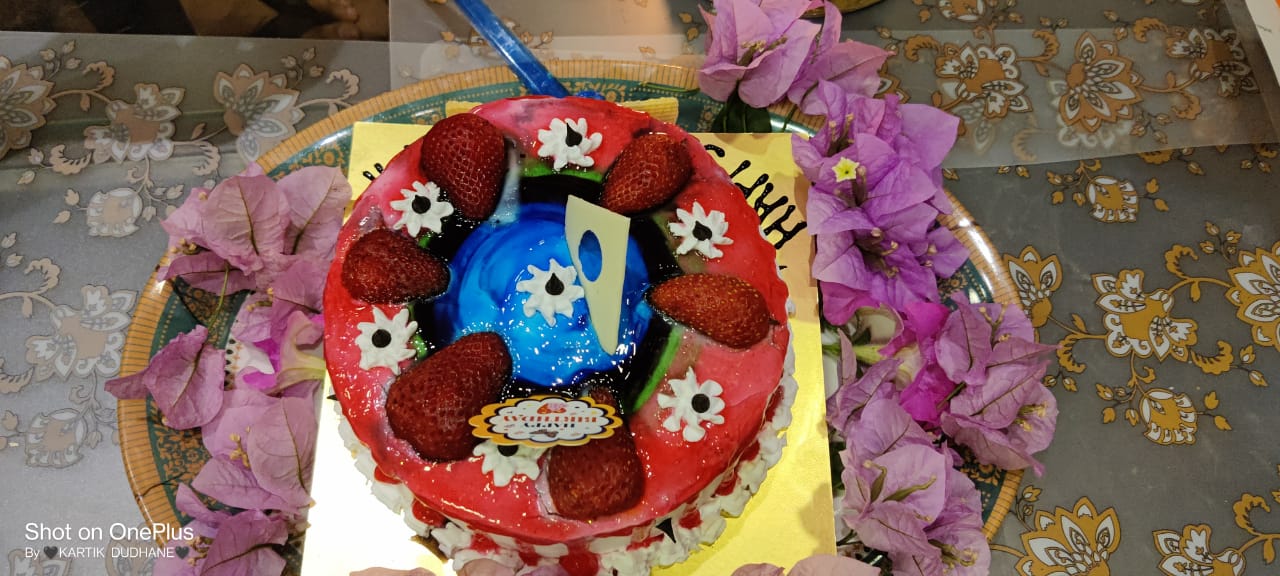Celebration cake at Meraki Hillside Villa